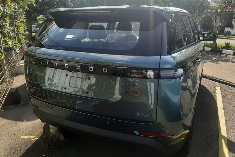 Jaecoo, Jaecoo J5, mobil listrik, kendaraan listrik, J5 EV, jaecoo j5 bev, Jaecoo Indonesia Jawab Kemunculan J5 di Bekasi, Kode untuk GIIAS 2025?