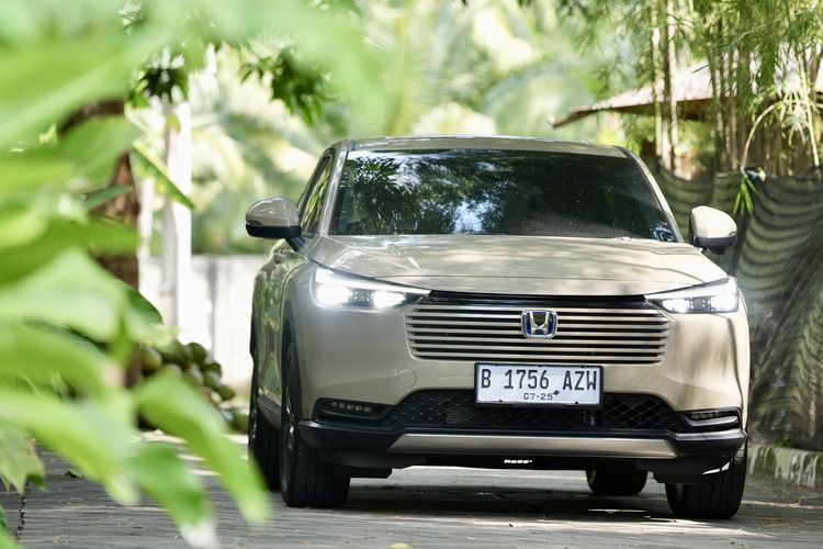 mobil hybrid, penggantian oli, Rais Rachman, pelumas mobil, Mobil Hybrid, Mitos atau Fakta, Oli Mobil Hybrid Lebih Awet Dibanding ICE?