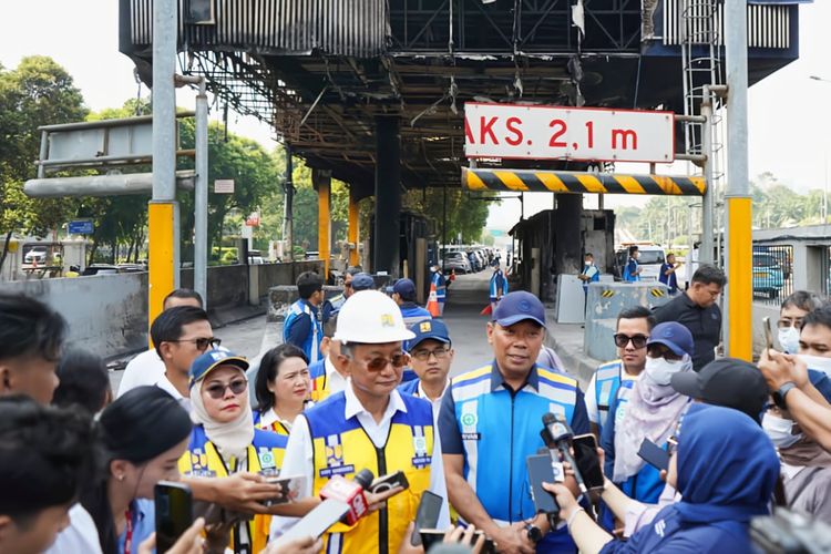 Lalu Lintas, Cawang, gerbang tol, Tomang, Tol Dalam Kota, normal, aksi massa, mobile reader, Hari Ini, 7 Gerbang Tol Dalam Kota yang Terdampak Demo Kembali Dibuka