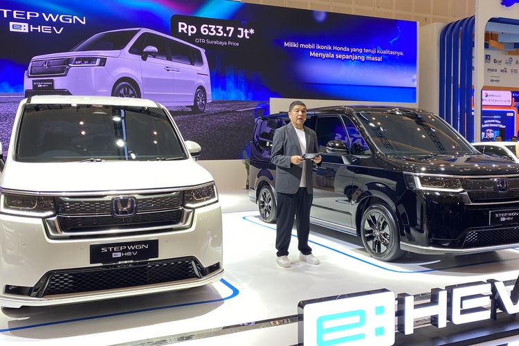 Honda, mobil, Honda Step WGN, Honda Step WGN e:HEV, Honda Step WGN Meluncur di Surabaya, Harga Rp 633,7 Juta