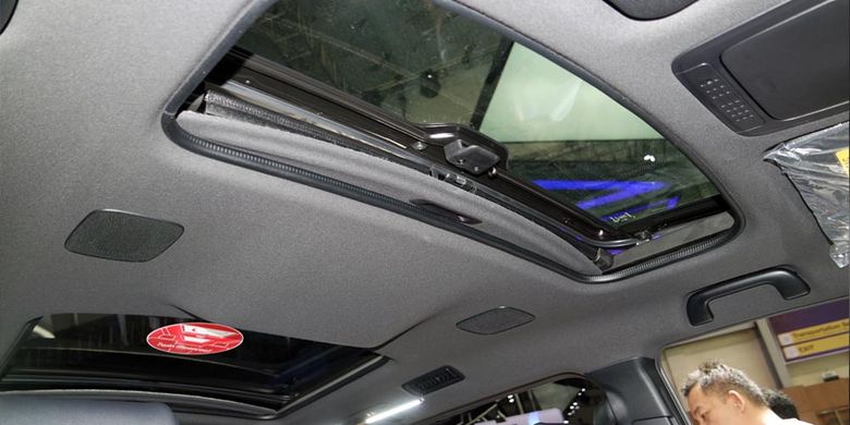 toyota voxy, Mobil Keluarga, Dirly Idol, pengalaman berkendara, Pengalaman Dirly Idol Pakai Toyota Voxy Selama 5 Tahun