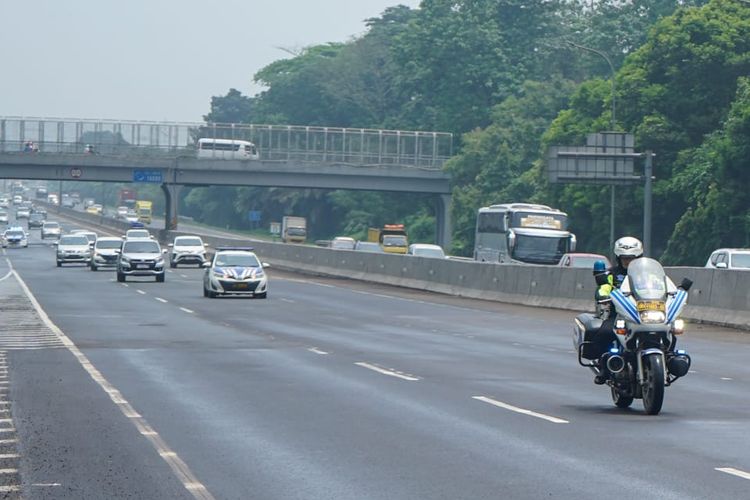 bandung, arus mudik, Merak, kendaraan, Trans-Jawa, jabotabek, Lebaran, Sampai H-5 Lebaran 2025, Hampir 1 Juta Kendaraan Tinggalkan Jabotabek