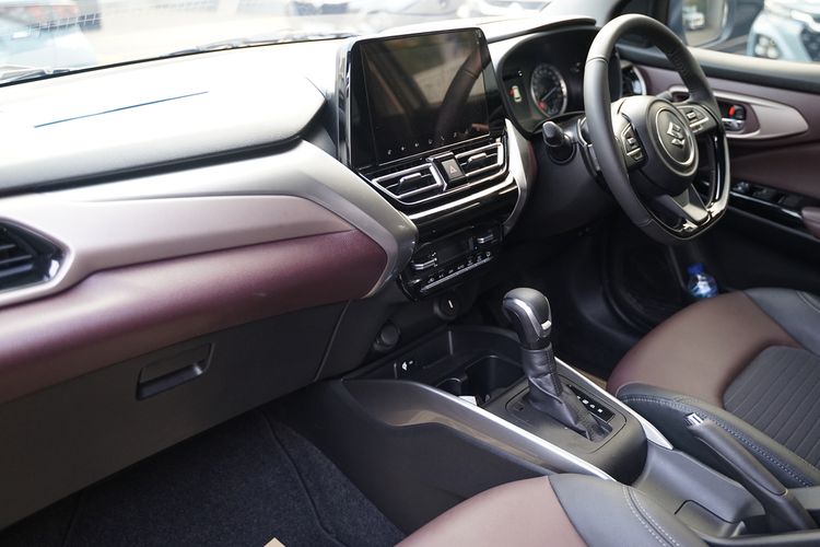 Suzuki, Suzuki Indomobil Sales, suzuki fronx, Fronx, suzuki fronx harga, Update Harga Suzuki Fronx: Langsung Jadi Hybrid Terlaris