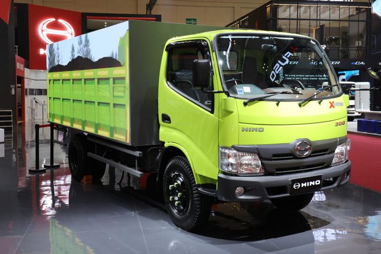 Hino, angsuran, GIIAS 2025, cicilan, produk, hino, Hino Tawarkan Truk Baru di GIIAS 2025, Cicilan di Bawah Rp 1 Juta