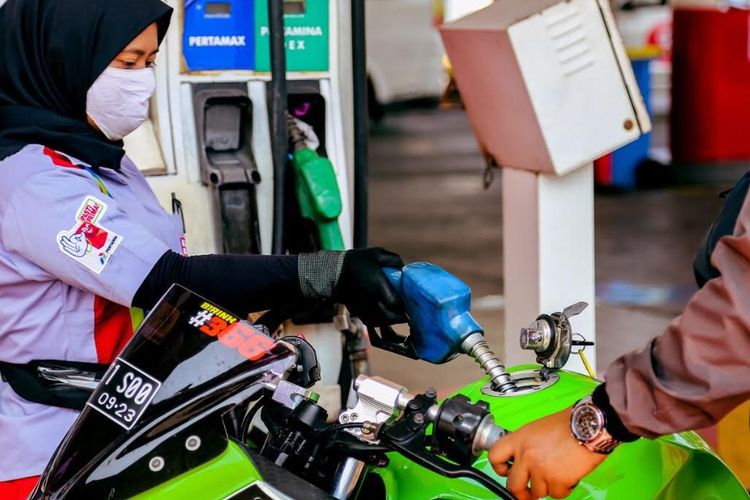 non-subsidi, Juli 2025, harga BBM Pertamina, kenaikan harga BBM, Harga BBM Pertamina, Daftar Harga BBM Pertamina Terbaru Juli 2025: Kenaikan Signifikan