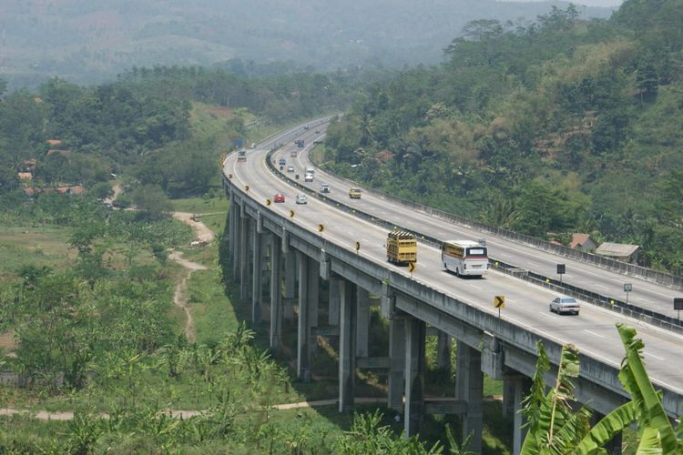 Tol Padaleunyi, Pemeliharaan jalan, jasa marga, tol cipularang, Pekerjaan Pemeliharaan Tol Cipularang dan Padaleunyi Dimulai