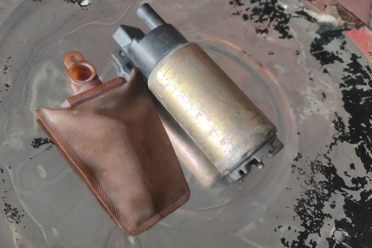 bahan bakar, filter bensin, filter bahan bakar, biaya ganti filter bahan bakar, Segini Estimasi Ganti Filter Bahan Bakar Mobil