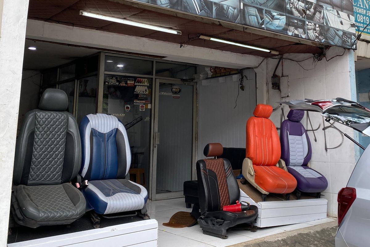 Pasang Sarung Jok LCGC Mulai Rp 1 Jutaan