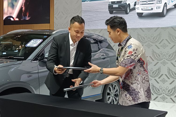 DFSK, Seres, Otoklix, perawatan kendaraan, Kolaborasi DFSK dan Otoklix Permudah Servis Kendaraan