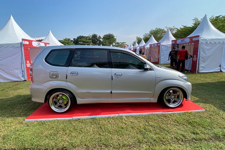 modifikasi, daihatsu xenia, Modifikasi mobil, Daihatsu Kumpul Sahabat, Daihatsu Kumpul Sahabat Cirebon, Daihatsu Xenia 2008, Tampil Sporty tapi Tetap Nyaman