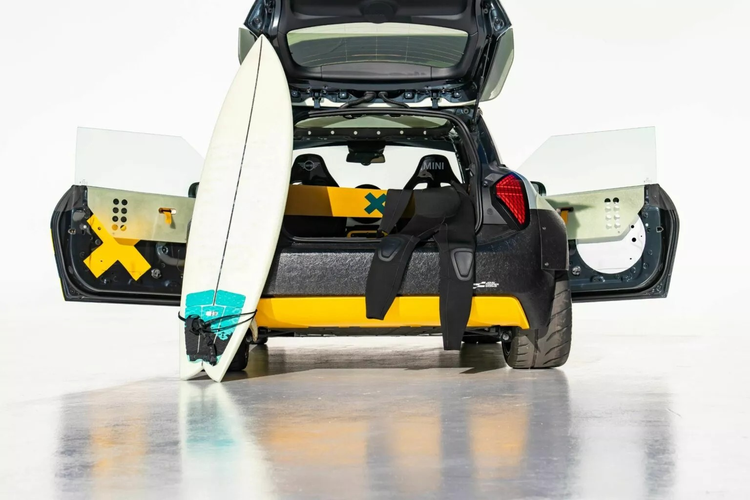 mini, Modifikasi mobil, mobil modifikasi, John cooper works, Deus Ex Machina, Modifikasi Mini JCW, Kolaborasi dengan Deus Ex Machina