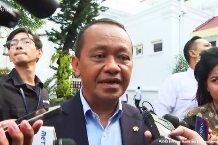 LCGC, Tilang Elektronik, Pertamina, ETLE, Populer Otomotif, artikel terpopuler, MPV listrik, Denza D9, spbu swasta, MotoGP Indonesia 2025, Pengguna Denza D9, Update Harga Terbaru LCGC