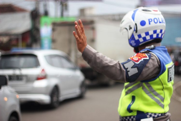 Pengawalan kendaraan, kepolisian, Kepolisian, pengawalan kendaraan, Wadirlantas Polda Metro Jaya, layanan gratis, Pengawalan Kendaraan Oleh Polisi: Layanan Gratis Untuk Masyarakat