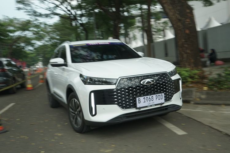 harga, hybrid, teknologi, LSUV, Kompetisi, Rocky Hybrid, Fronx, Tiggo Cross CSH, Fronx, Rocky, Tiggo Cross: Kompetisi Harga dan Teknologi LSUV Hybrid