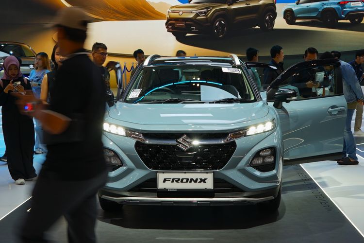 suzuki fronx, Harga Suzuki Fronx, kredit suzuki fronx, dp suzuki fronx, Suzuki Fronx: Simak Skema Kredit, DP dan Cicilan Terkecil