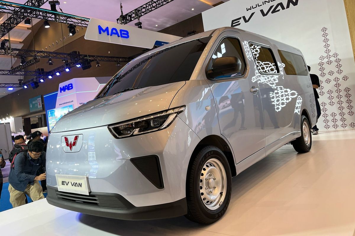 Bocoran Harga MPV Listrik Wuling EV Van