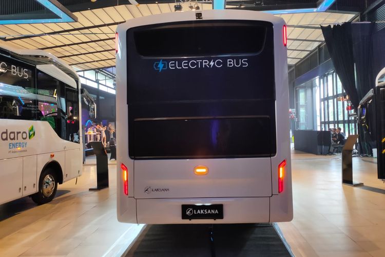 bus listrik, Karoseri bus, Karoseri Laksana, karoseri bus, bodi bus, Bus Listrik CBU China Jadi Pesaing Berat Karoseri Laksana