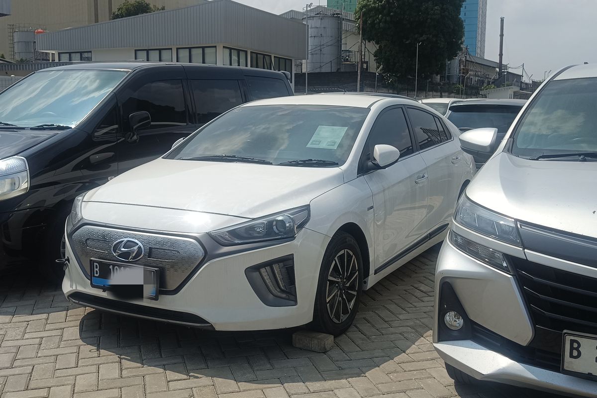 Hyundai Ioniq EV Cuma Rp 150 Juta di Balai Lelang