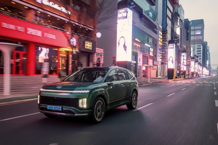 Pameran otomotif, Gaikindo Indonesia International Auto Show, GIIAS, mobil baru, mobil konvensional, mobil hybrid, mobil listrik, GIIAS 2025, pameran otomotif, Mobil Hybrid, Deretan Mobil Baru yang Akan Meluncur di GIIAS 2025