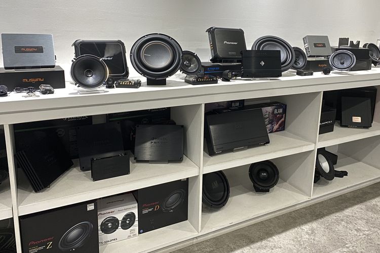 modifikasi audio mobil, Subwoofer, kualitas suara, Tingkatkan Kualitas Audio Mobil Anda dengan Modifikasi Sederhana