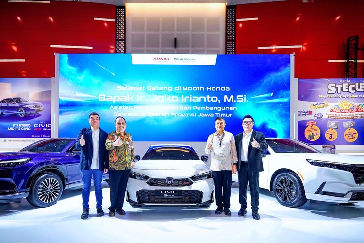 Honda, Civic hybrid, CR-V hybrid, mobil listrik, e:N1, IIMS Surabaya, kendaraan elektrifikasi, pameran otomotif, CR-V Hybrid, IIMS Surabaya 2025: Honda Civic Hybrid Pertama Kali Hadir ke Publik