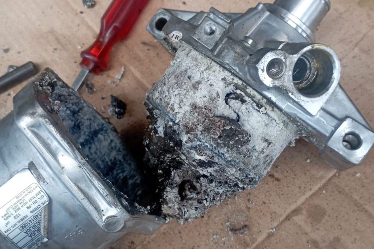 Freon, freon, AC mobil, mobil, AC Mobil, Freon AC, Freon ac mobil, Waspada Freon Palsu, Bisa Merusak Sistem AC Mobil