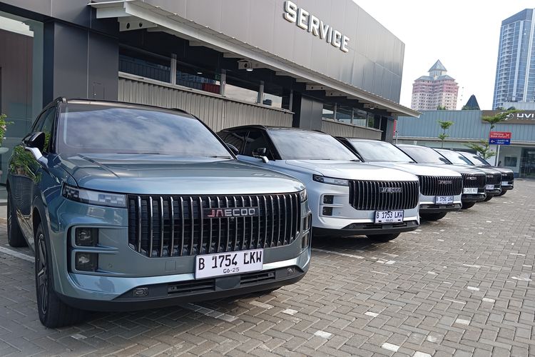 GIIAS 2025, hybrid, mobil hybrid, skema kredit, Skema Kredit, Hybrid, Mobil Hybrid, plug-in hybrid, mild hybrid, Skema Kredit Mobil Hybrid Rp 400 Jutaan di GIIAS 2025