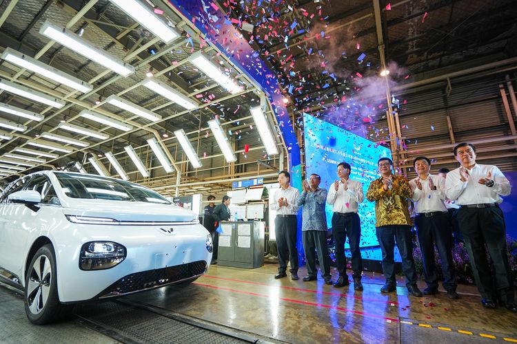 Wuling, MG Motor, mobil, SAIC Motor, mobil china, SAIC Motor Corporation, Bersaing di Indonesia, Wuling dan MG Motor Ternyata Bersaudara
