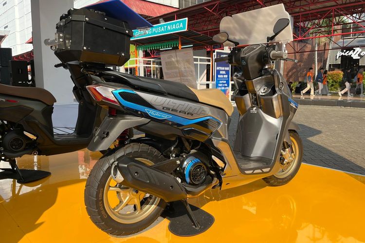 Yamaha Gear Ultima, Pekan Raya Jakarta, Outdoor Culture, Modifikasi skutik, Modifikasi Yamaha Gear Ultima Bergaya Touring Harian