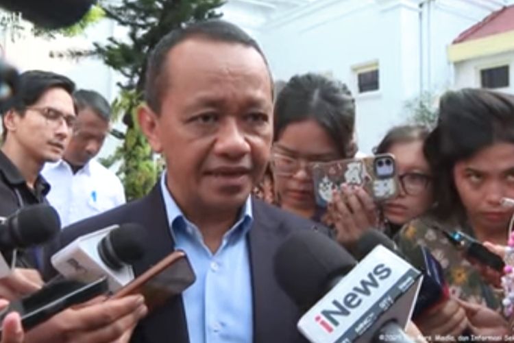 QR code, Bahlil Lahadalia, spbu swasta, kuota impor BBM, Bahlil Berikan Sinyal Tak Ada Tambahan Impor BBM Swasta, Ini Alasannya