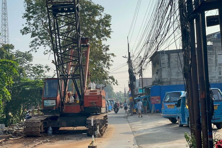 rute alternatif, penutupan jalan, Jalan Cipayung-Pitara, Citra Indah Yulianty, Jalan Cipayung-Pitara Ditutup Sampai 4 September 2025, Ini Alasannya