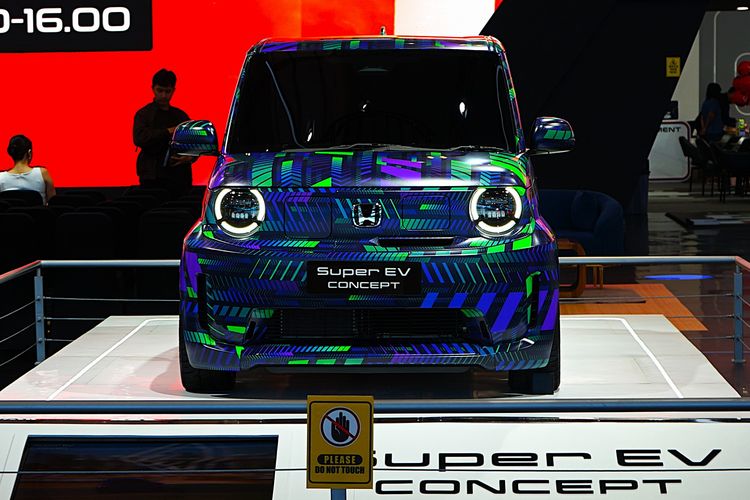 Honda, e:HEV, elektrifikasi, HR-V, hybrid, cerdas, Langkah Bertahap Honda Menuju Mobilitas Bebas Emisi