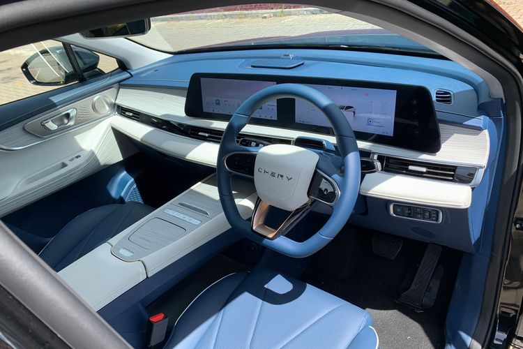 pajak mobil listrik, insentif pemerintah, ekonomi berkelanjutan, Chery Omoda E5, Chery Omoda E5: Mobil Listrik dengan Pajak Murah