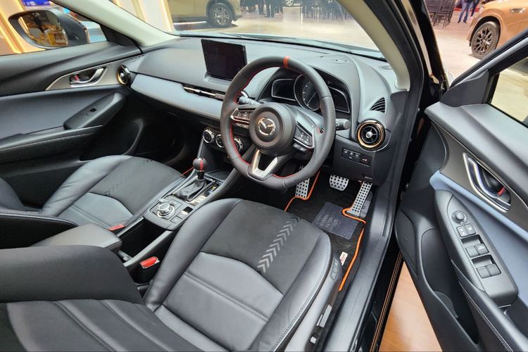 GIIAS 2025, Mazda CX-3, Kuro Edition, Pro AutoExe Edition, GIIAS 2025: Mazda Kenalkan CX-3 Kuro dan Pro AutoExe Edition