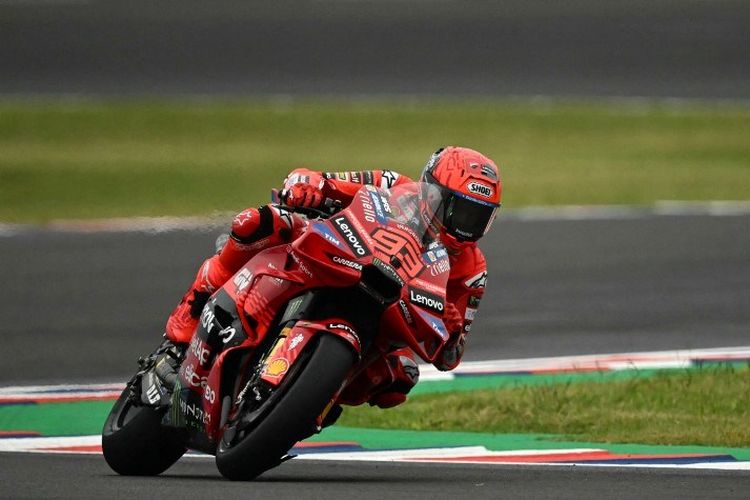 MotoGP, ganjil genap, bensin, Mudik Lebaran, [POPULER OTOMOTIF] Berapa Liter BBM yang Tersisa Saat Indikator Bensin Mobil Kelip? | Hasil Practice MotoGP Amerika 2025, Marquez Tercepat