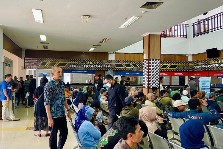 pengampunan pajak, Dedi Mulyadi, Kendaraan listrik, KOSMIK Indonesia, Pengampunan Pajak Dianggap Bisa Hambat Penggunaan Motor Listrik