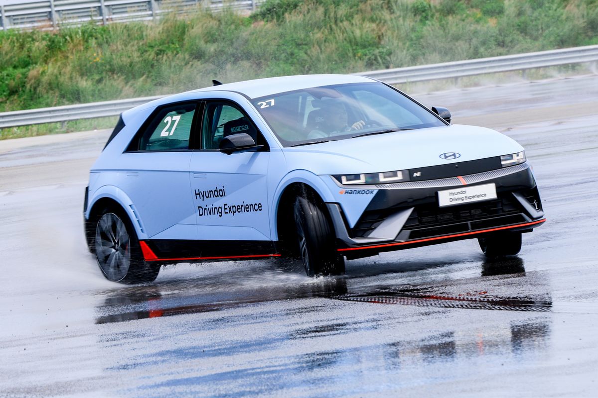 Kesalahan Pengemudi Saat Menghadapi Kecelakaan