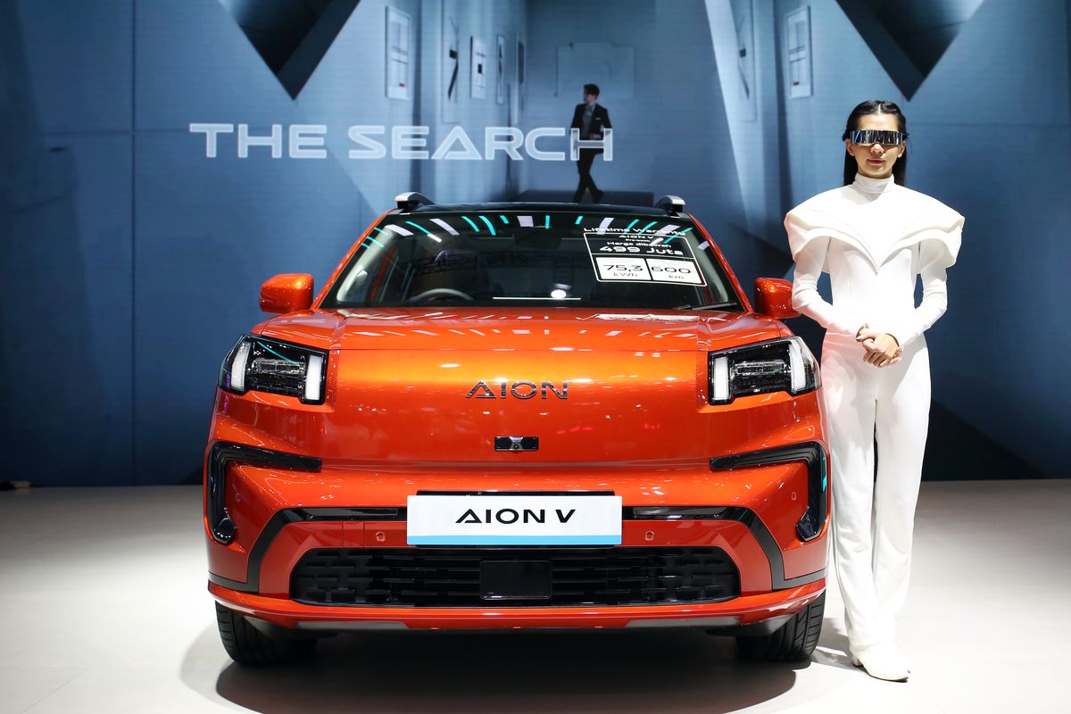 Konsumen Harap Sabar, Pengiriman Aion V Diundur