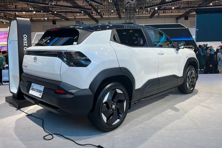 Mobil Listrik, mobil listrik, Toyota Urban Cruiser EV, Suzuki e-Vitara, kolaborasi Toyota Suzuki, Mobil Listrik Jepang: Toyota Urban Cruiser EV vs Suzuki e-Vitara