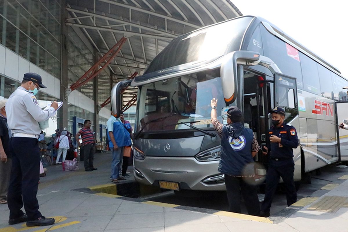 5 Tips Penting Beli Tiket Bus AKAP Mudik Lebaran 2025