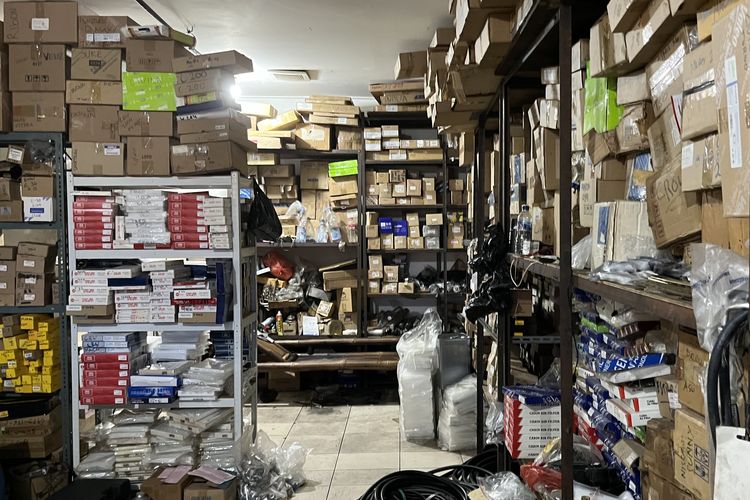 AC mobil kurang dingin, cuaca panas, bmkg, Cahaya AC, Cuaca Panas Ekstrem, Pemilik Mobil Keluhkan AC Kurang Dingin