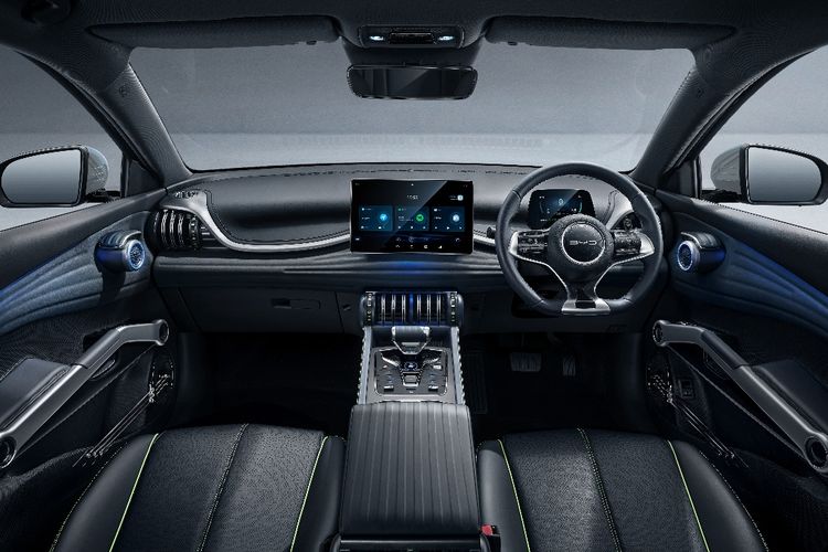 mobil listrik, teknik berkendara, Marcell Kurniawan, Real Driving Centre, Mobil listrik, Cara Mengemudikan Mobil Listrik untuk Pemula