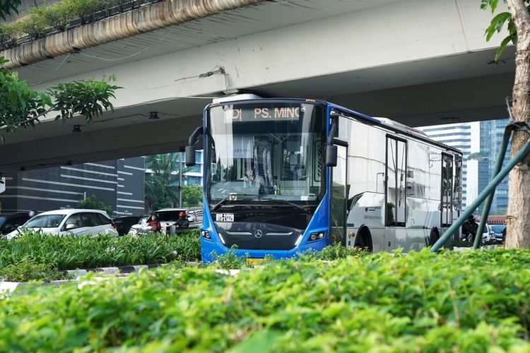 demo, transjakarta, demonstrasi, Pemprov DKI Jakarta, kendaraan bermotor, Syarat dan Ketentuan Tarif Gratis Transjakarta, MRT, dan LRT