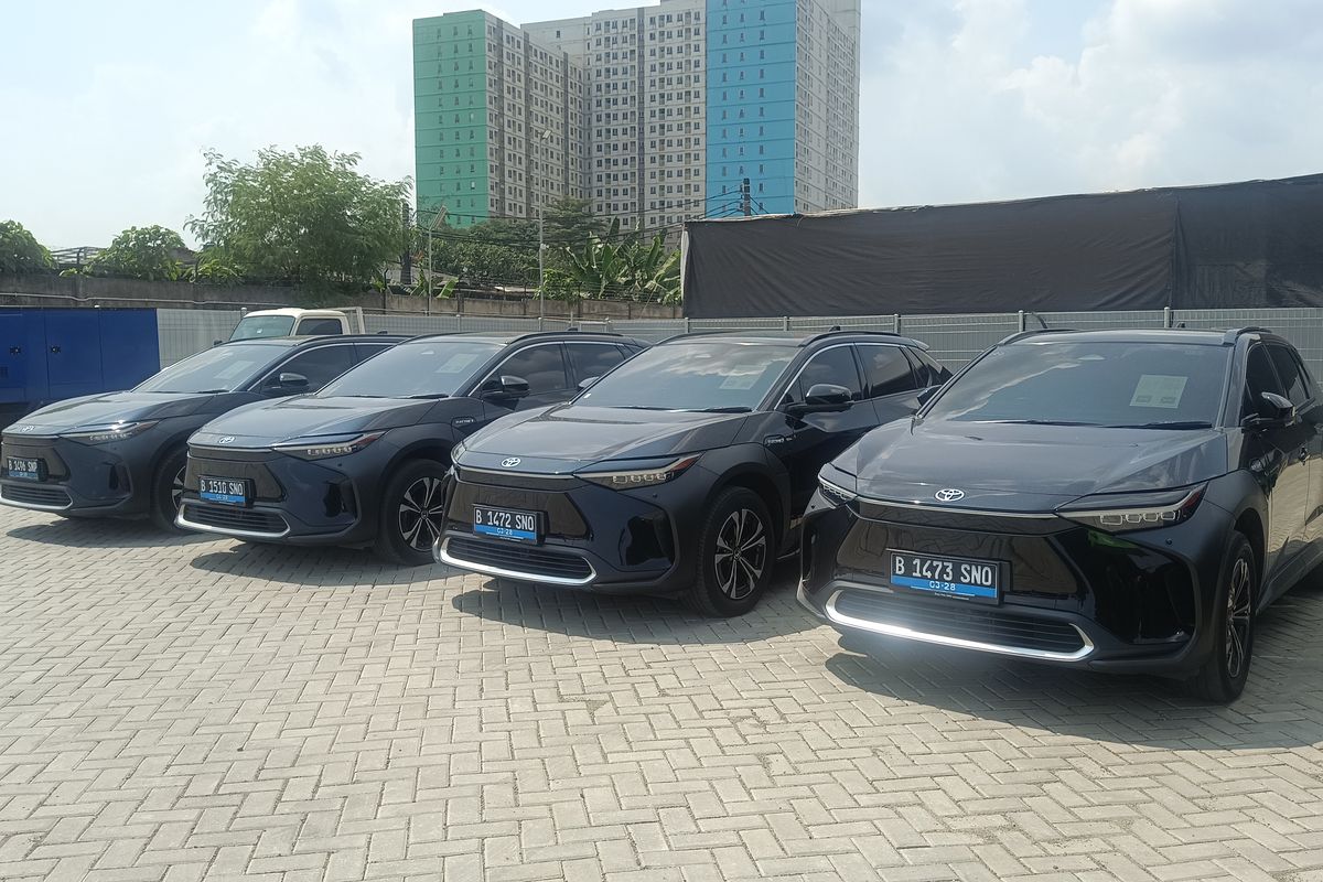 Balai Lelang Masih Kesulitan Jual Mobil Listrik, Sulit Laku
