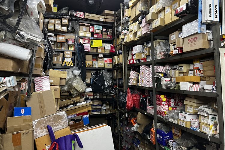 komponen, suku cadang, mobil, Isuzu Panther, Panther, Isuzu, Suku Cadang Isuzu Phanter Masih Banyak di Pasaran