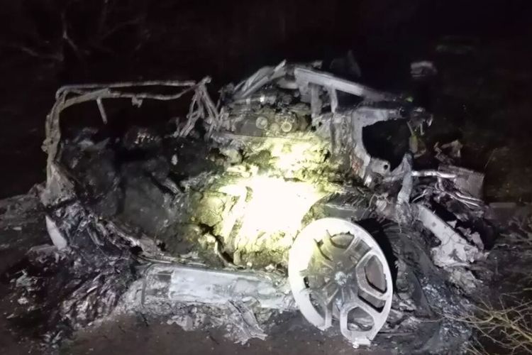 Diogo Jota, pecah ban, kecepatan tinggi, mobil sport, diogo jota, Belajar dari Kecelakaan Diogo Jota, Ban Pecah Saat Melaju Kencang