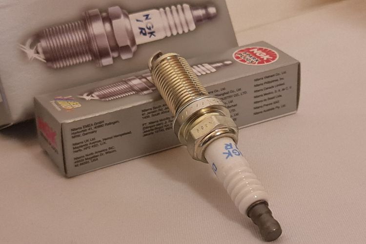 Busi, kerusakan, busi palsu, performa, Ingat Lagi Ruginya Menggunakan Busi Palsu