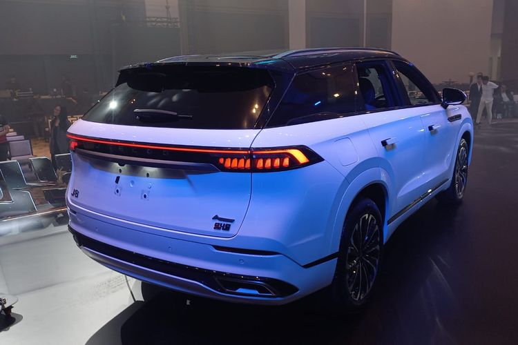 Jaecoo, SUV premium, J8 SHS ARDIS, SUV hybrid, PHEV, J8 ARDIS, Jaecoo Indonesia, suv premium, SUV Hybrid, Harga Pre-Booking Rp 850 Juta, Cek Spesifikasi Jaecoo J8 SHS ARDIS