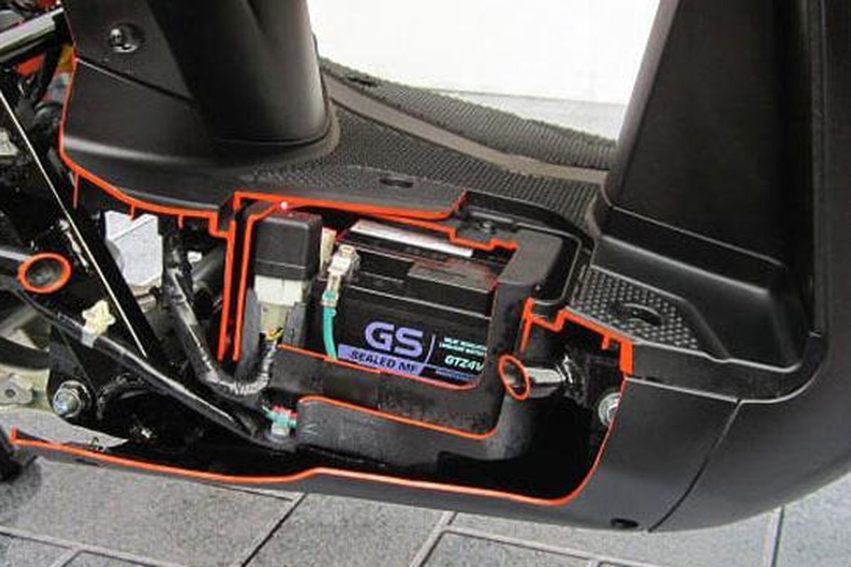 Karakteristik Aki Motor: Karburator dan Injeksi Ternyata Beda