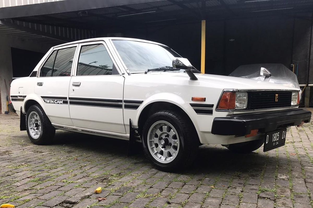 Toyota Corolla DX Lawas Masih Banyak Berkeliaran di Jalan